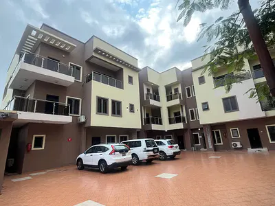 2 Bedroom Apartment in a Flood Free Environment