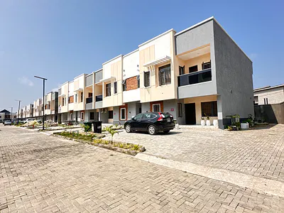 4 Bedroom Terrace Duplex with BQ