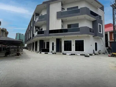 4-Bedroom Duplex with BQ and Pool