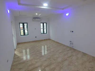 Nice 3 Bedroom Flat Upstairs — Lekki, Lagos
