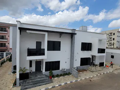 4 Bedroom Semidetached Duplex