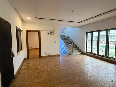 Lovely 5 Bedroom Terrace Duplex