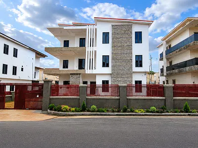 Luxury 4 Bedroom Duplex with Excellent Finishing