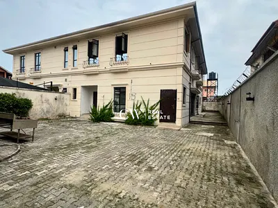 Multi-Unit Commercial Property