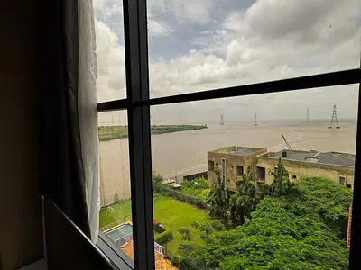 A Luxury 4 Bedroom Waterfront Maisonette Apartments