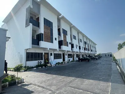 4 Bedroom Terrace Duplex with a Room BQ