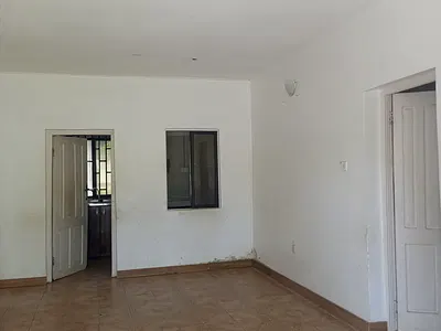 Large 3 Bedroom Apartment