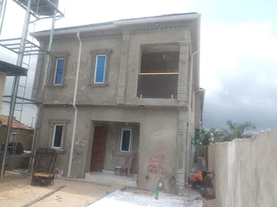 Newly Buildt Spacious Selfcon with Excellent Features