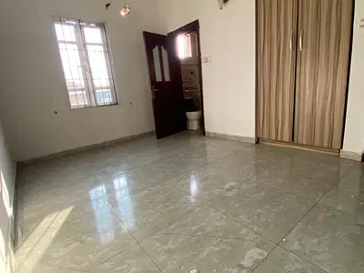 Semi Master Bedroom Upstairs in a Shared Apartment