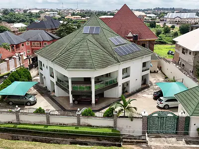 7 Bedroom Duplex