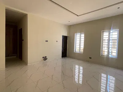 4 Bedroom Duplex