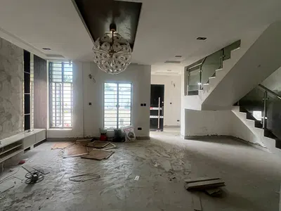 Luxury 5 Bedroom Terraced Duplex and BQ