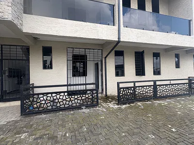Luxury 3 Bedroom Apartment