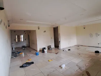 Spacious 3 Bedroom Flat