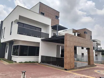 Modern Living at Its Finest. Newly Built 5bedrooms Detached Duplex