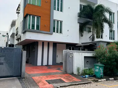 Nicely Finished 4 Bedrooms Duplex with Boyz Quarter