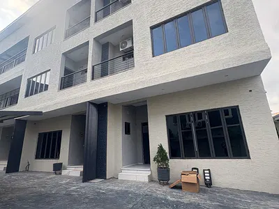Luxury 5 Bedroom Terrace Duplex with BQ