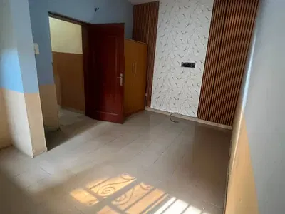 Specious Roomself