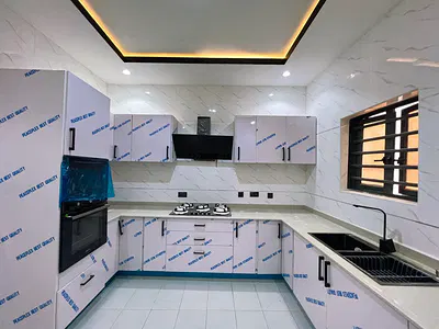 Well Maintained 4 Bedrooms Duplex with BQ