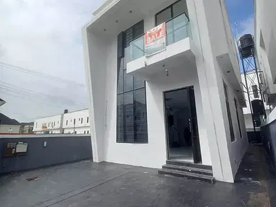 Newly Built 4 Bedroom Detached Duplex
