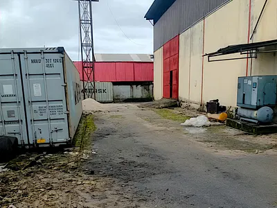 350SQM Warehouse with Only 2 Occupants