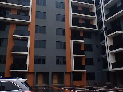 2 Bedroom En-Suite Phonix Apartment