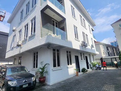 4 Bedrooms Terrace Duplex with BQ