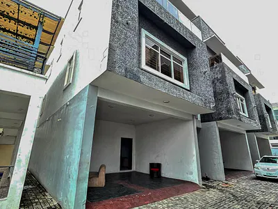 Stunning 4 Bedroom Terrace Duplex