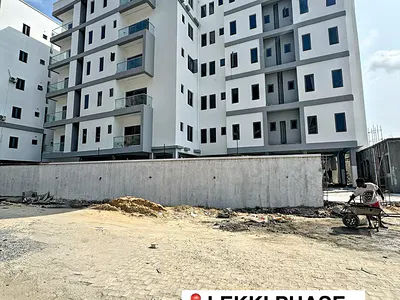 Modern 3 Bedroom Apartment