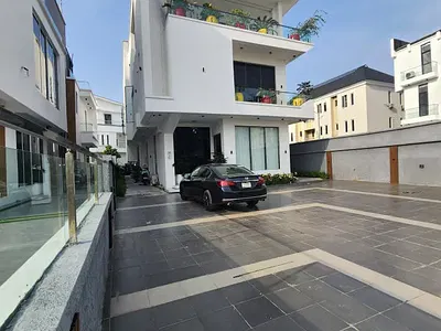Most Affordable, 5 Bed Modern Villa, on 1 Plot, Elevator, Secure Estate