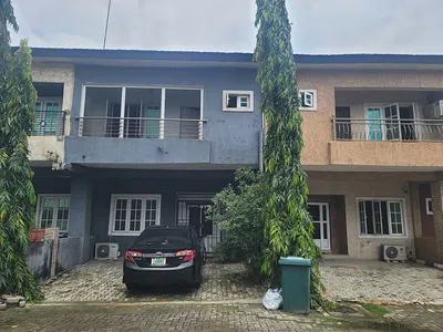 3 Bedrooms Terrece Duplex