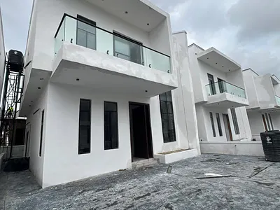 Spacious 4 Bedroom Fully Detached Duplex with BQ in a Secure Estate