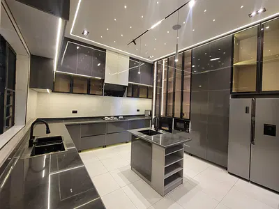 6 Bedroom ️decently Designed Home with Swimming Pool