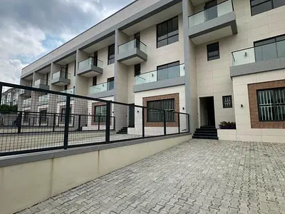 Newly Built 5 Bedroom Terrace Duplex with BQ