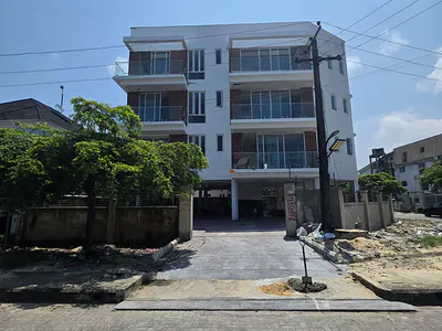 Luxury 2 Bedroom Apartment with Excellent Finishing