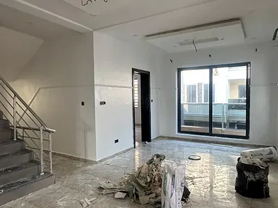5 Bedroom Detached Duplex