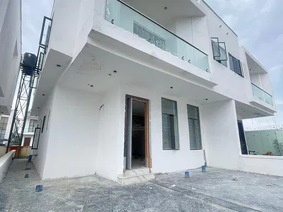 4 Semi Bedroom Detached Duplex and BQ