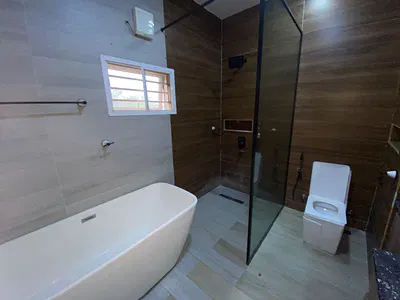 Luxury Serviced 3 Bedroom Flat with BQ and 24 Hours Electricity