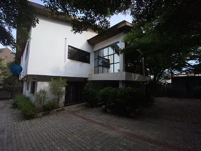 5 Bedroom Fully Detached Duplex with 2 Rooms BQ