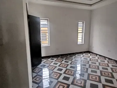 Exquisite 4 Bedroom Terrace Duplex