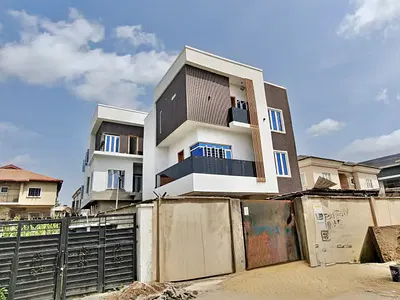 *a Nicely Built & Standard 4-Bedroom Fully Detached Duple ND BQ