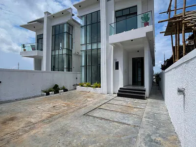 Luxury 5bedroom Detached Duplex with BQ and Swimming Pool