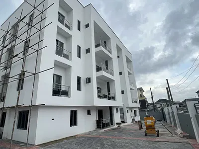 An Exceptional 3 Bedroom Flat with BQ and Dedicated Carpark