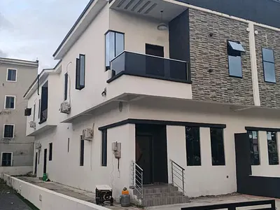 4 Bedroom Semidetached Duplex with BQ