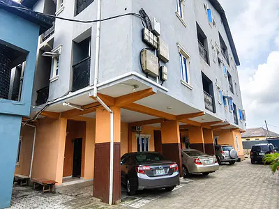 A Relatively New Mini Flat Is Available