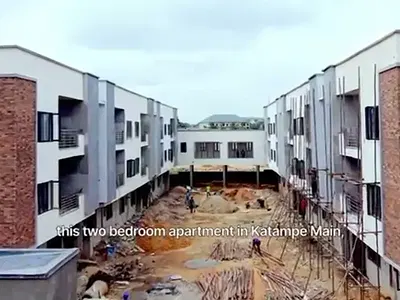 2 Bedrooms Flat