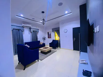 Comfortable 2 Bedroom Apartment