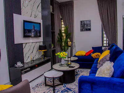 Luxury Furnished 2 Bedrooms Apartment
