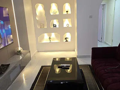 Contemporary 1-Bedroom Penthouse