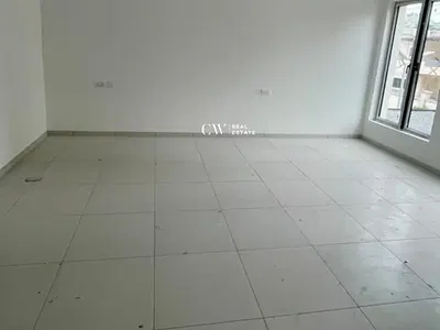 4 Bedroom Maisonette